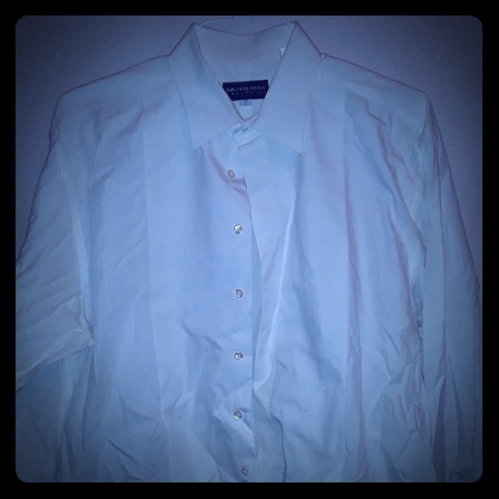 17 L Saks Fifth Avenue Exclusive Cuff Link Shirt